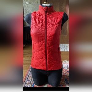 Athleta vest